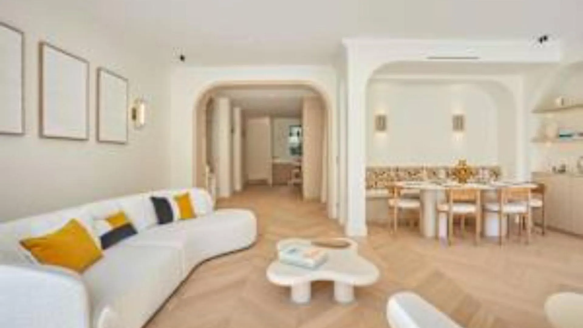 Sumptuous Apartment With Garden Arc De Triomphe Paris France